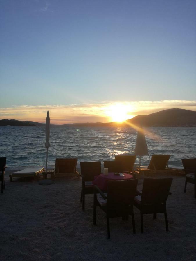 Apartman Adriatic Trogir Exterior photo